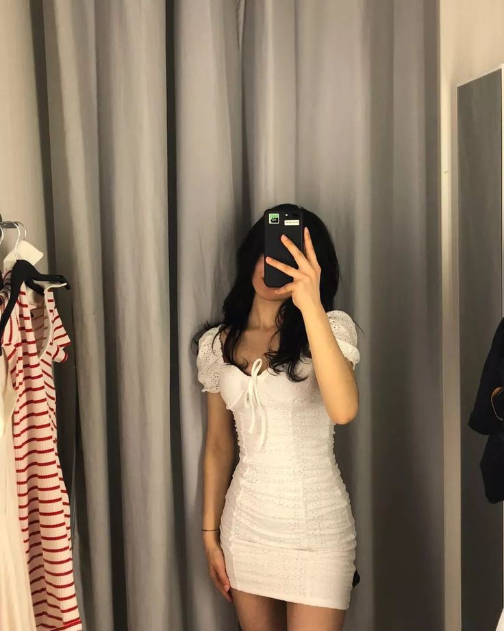 ebru 22 yaşında, Bayan, İstanbul şehrinde yaşıyor